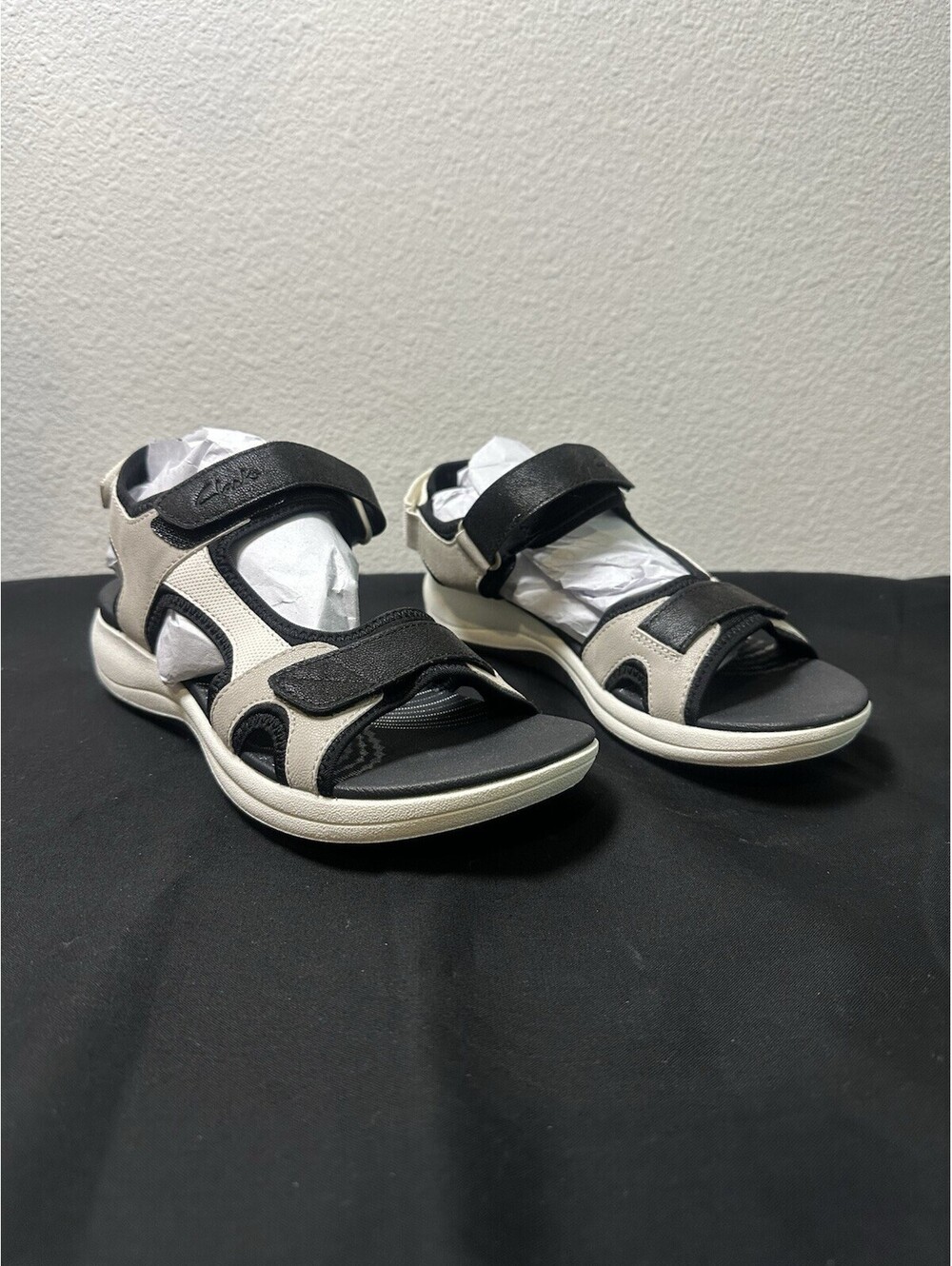 Clarks NEW Cloudsteppers Flint Mira Bay Adjustable Straps Cushion Women 6.5 Wide